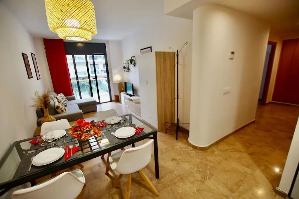 V&V Lloret-Apartamento Fenals Exclusivo Apartamento Para 6Pax Totalmente Renovado Con Piscina, Gimnasio, Parking Y Area Infantil Lloret de Mar Apartment