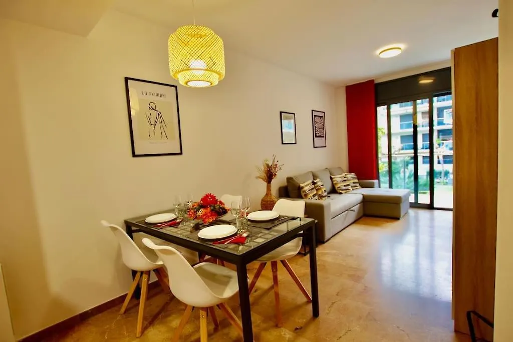 V&V Lloret-Apartamento Fenals Exclusivo Apartamento Para 6Pax Totalmente Renovado Con Piscina, Gimnasio, Parking Y Area Infantil Lloret de Mar