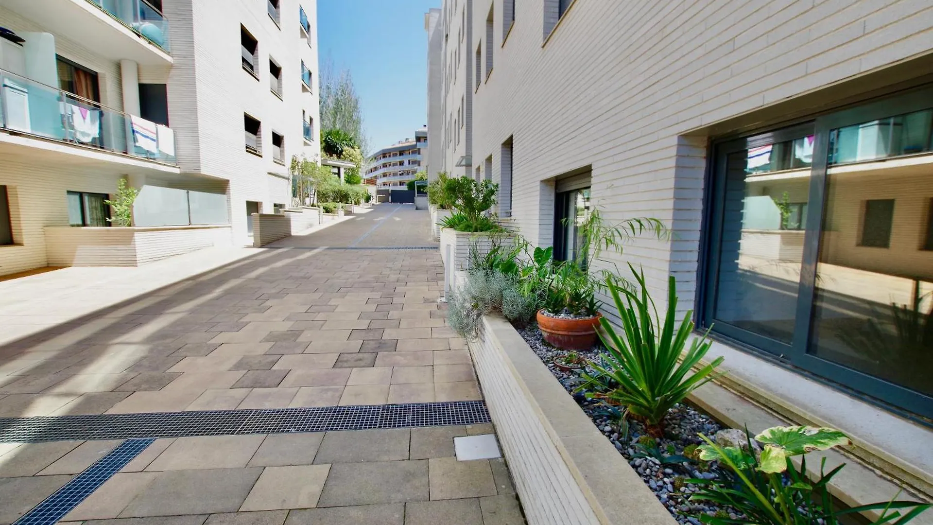 V&V Lloret-Apartamento Fenals Exclusivo Apartamento Para 6Pax Totalmente Renovado Con Piscina, Gimnasio, Parking Y Area Infantil Lloret de Mar Apartment